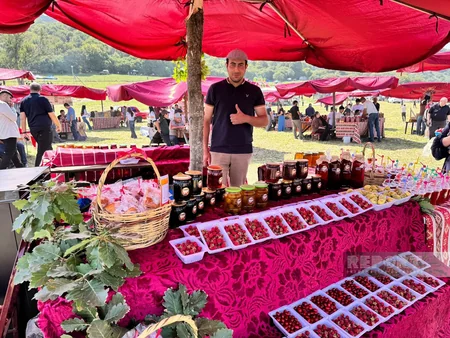 Göygöldə Aqrar Biznes Festivalı və III Moruq festivalı başlayıb