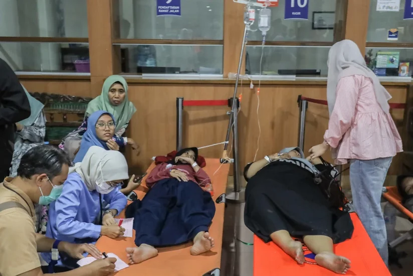 İndoneziyada pulsuz yemək yüzlərlə şagirdi zəhərləyib