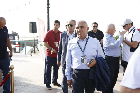 Bakıda ALUFAR IRONMAN 70.3 Baku beynəlxalq triatlon yarışı start götürüb