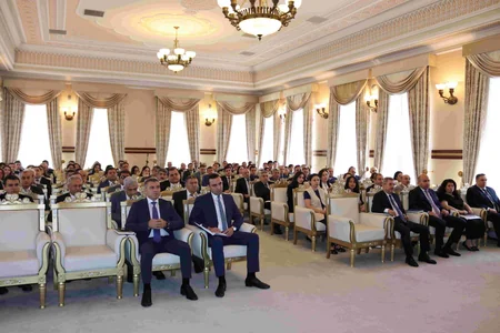 Vüqar Gülməmmədov dövlət auditinin rəqəmsallaşdırılmasına dair tapşırıqlar verib