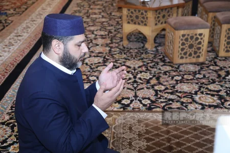 Türkiyə, Gürcüstan və İraqda fəaliyyət göstərən azərbaycanlı din xadimləri vəhdət namazı qılıblar