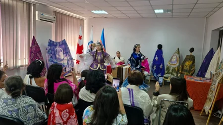 Tbilisidə Azərbaycan kəlağayısına həsr olunmuş kitab təqdim edilib