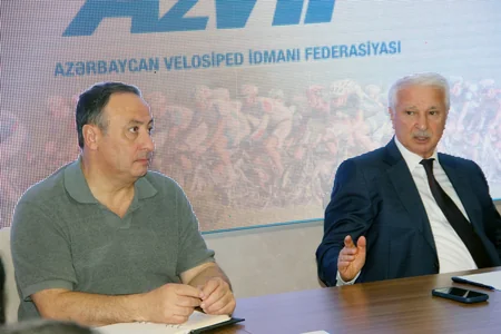 Azərbaycan Velosiped İdmanı Federasiyasında məşqçilərin fəaliyyətinə həsr olunmuş müşavirə keçirilib