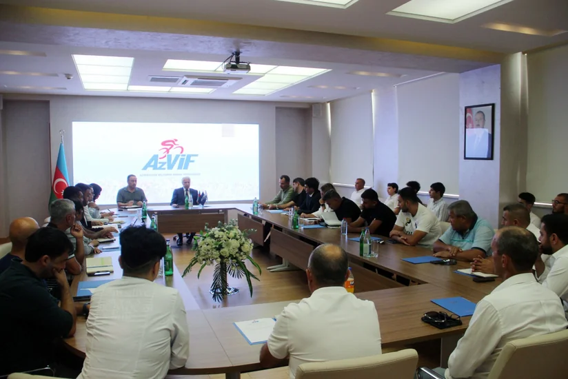 Azərbaycan Velosiped İdmanı Federasiyasında məşqçilərin fəaliyyətinə həsr olunmuş müşavirə keçirilib
