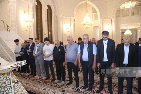 Türkiyə, Gürcüstan və İraqda fəaliyyət göstərən azərbaycanlı din xadimləri vəhdət namazı qılıblar