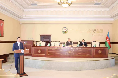 Vüqar Gülməmmədov dövlət auditinin rəqəmsallaşdırılmasına dair tapşırıqlar verib