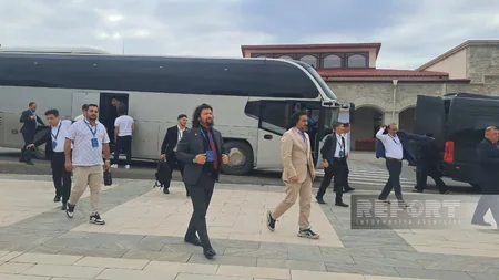 Şuşaya gələn din xadimləri Yuxarı və Aşağı Gövhər ağa məscidlərini ziyarət ediblər - YENİLƏNİB-3