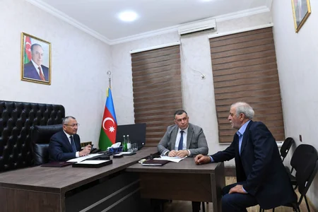 Rövşən Rzayev vətəndaşların növbəti qəbulunu keçirib