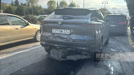 Sumqayıtda zəncirvari qəza: 5 avtomobil toqquşub