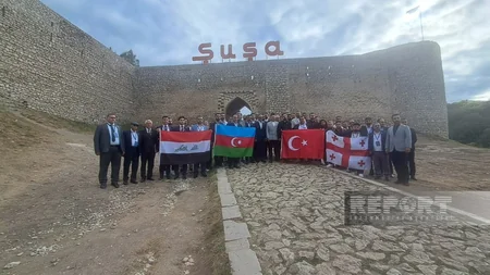 Şuşaya gələn din xadimləri Yuxarı və Aşağı Gövhər ağa məscidlərini ziyarət ediblər - YENİLƏNİB-3