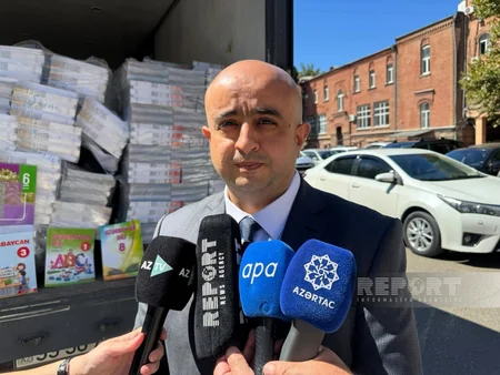 Azərbaycan Gürcüstana 22 mindən çox dərslik göndərib