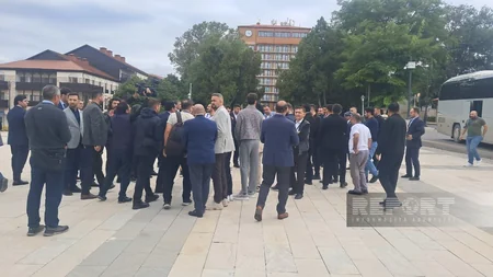 Şuşaya gələn din xadimləri Yuxarı və Aşağı Gövhər ağa məscidlərini ziyarət ediblər - YENİLƏNİB-3