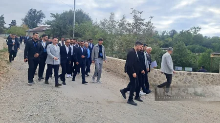 Şuşaya gələn din xadimləri Yuxarı və Aşağı Gövhər ağa məscidlərini ziyarət ediblər - YENİLƏNİB-3