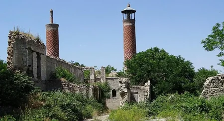 Daşlara qədər çatan işğal - Qarabağın məhv edilən mədəni irsi - ŞƏRH