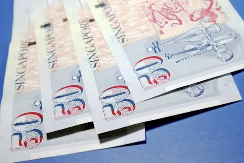 Singapore PM proposes big salary increase for ministers