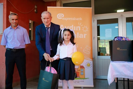 Expressbank Qusarın bütün ucqar kəndlərində birinciləri sevindirib