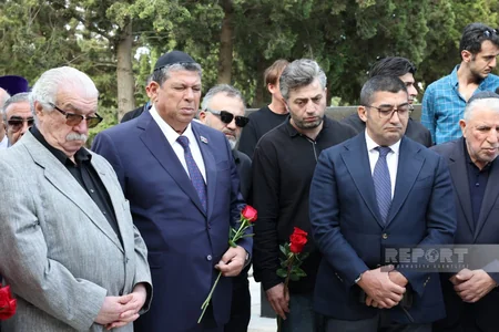 Xalq artisti Aleksandr Şarovski dəfn edilib - YENİLƏNİB-2