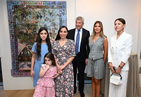 Madriddə MAMA Ana təbiət beynəlxalq incəsənət sərgisinin açılışı olub