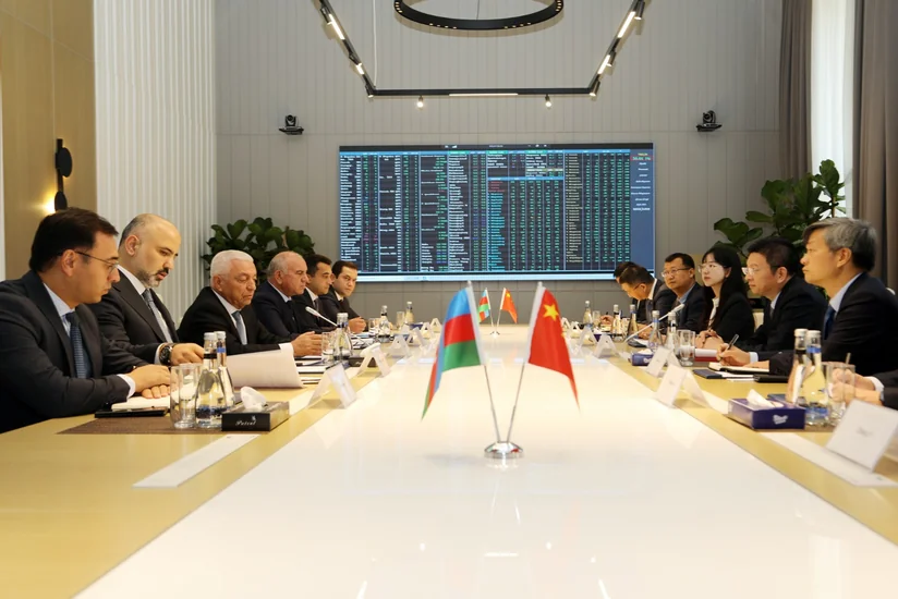 Azerbaijan, China Energy discuss green energy projects