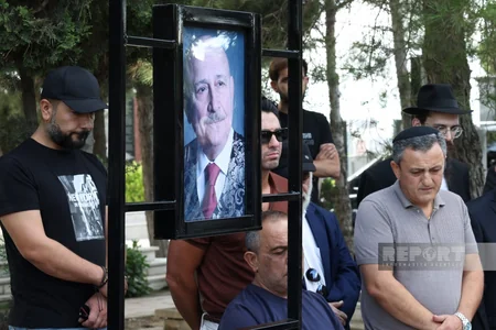 Xalq artisti Aleksandr Şarovski dəfn edilib - YENİLƏNİB-2