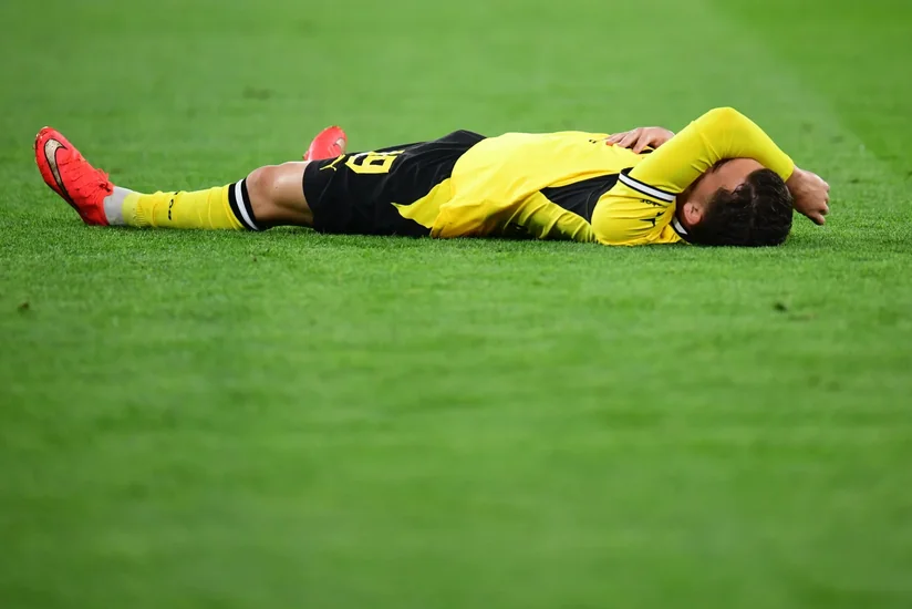 Borussiyanın futbolçusu Konstantinos Karetsas xəstəxanaya yerləşdirilib