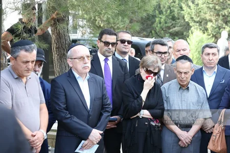 Xalq artisti Aleksandr Şarovski dəfn edilib - YENİLƏNİB-2