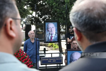 Xalq artisti Aleksandr Şarovski dəfn edilib - YENİLƏNİB-2