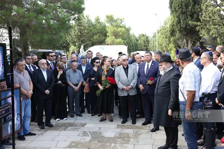 Xalq artisti Aleksandr Şarovski dəfn edilib - YENİLƏNİB-2