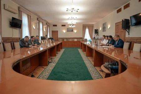 Azerbaijani ambassador meets Kyiv Regional Administration head