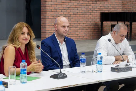 Azərbaycan İdman Akademiyasında ekspert Ceyms Bidlin rəhbərliyi ilə dəyirmi masa keçirilib