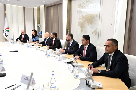 Azerbaijan, China discuss expanding energy cooperation