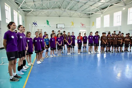Şahin Bağırov Samuxda yeniyetmə voleybolçularla görüşüb