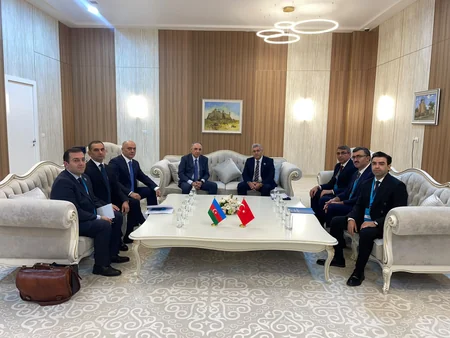Kamran Əliyev Qazaxıstanda səfərdədir