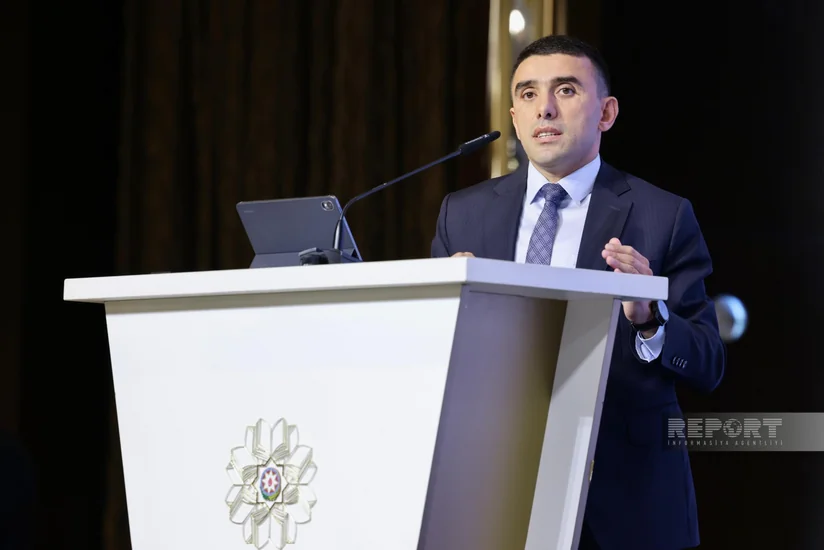 Elnur Əliyev: Şagirdlər açıq tipli suallarda bəzən Türkiyə türkcəsindən istifadə edirlər