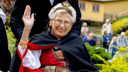 Norveç şahzadəsi Astrid qardaşının dəfnindən iki gün sonra vəfat edib