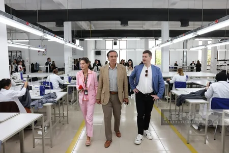Foreign diplomats familiarize themselves with operations of garment factory in Azerbaijan's Khankandi