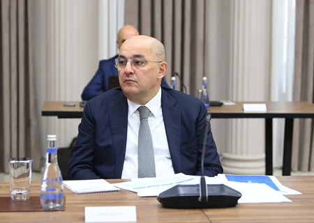 Azerbaijan reviews 2027 state budget and economic forecasts