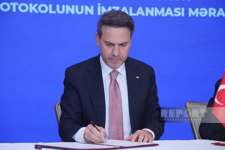 Azərbaycanla Türkiyə arasında sənəd imzalanıb