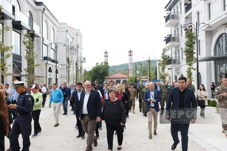 Diplomatik korpusun nümayəndələri Qarabağ küçəsini və Sadıqcanın evini ziyarət ediblər
