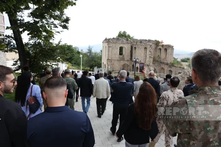Diplomatik korpusun nümayəndələri Qarabağ küçəsini və Sadıqcanın evini ziyarət ediblər