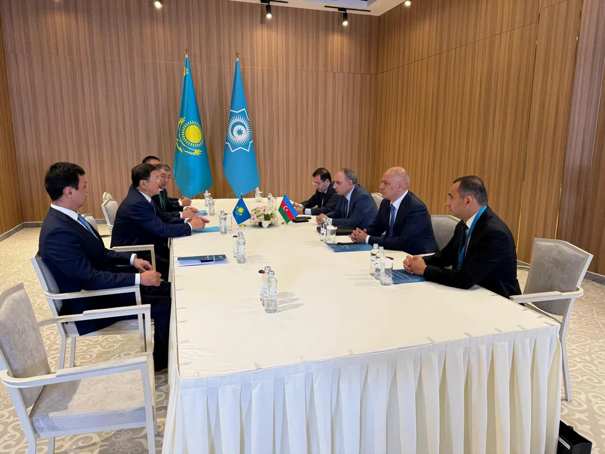 Kamran Əliyev Qazaxıstanda səfərdədir