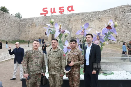 Diplomatic corps visits fortress walls in Shusha