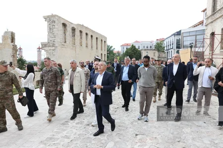 Diplomatik korpusun nümayəndələri Qarabağ küçəsini və Sadıqcanın evini ziyarət ediblər
