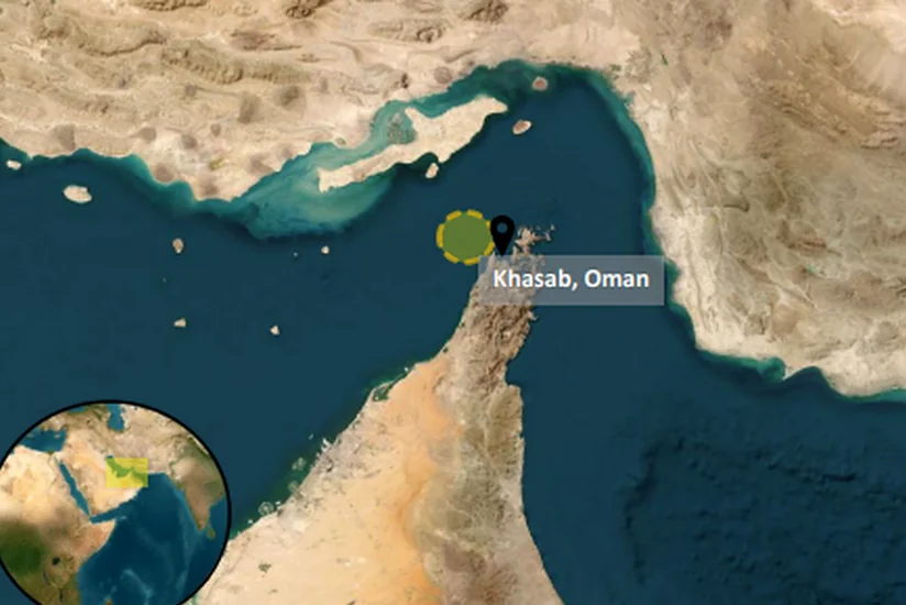 Oman sahillərində iki gəmi hücuma məruz qalıb