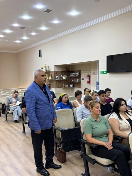 Azərbaycan Atletika Federasiyasında hakimlərlə görüş keçirilib