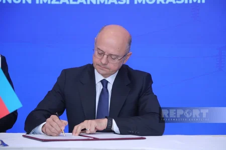 Azərbaycanla Türkiyə arasında sənəd imzalanıb