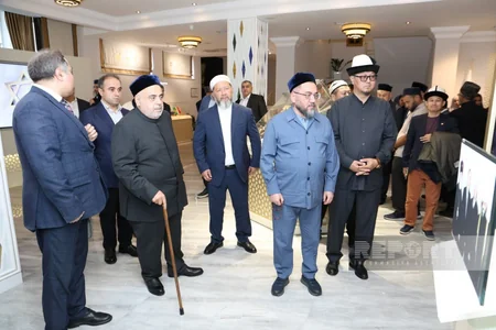 TDT-nin dini liderləri İçərişəhəri ziyarət ediblər