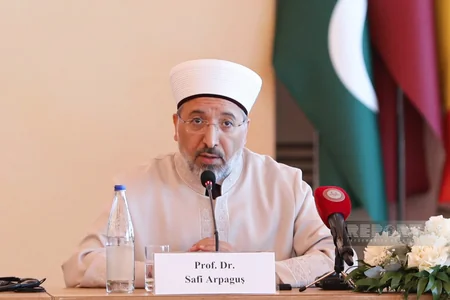 Baku hosts international conference on Seyid Yahya Bakuvi's legacy