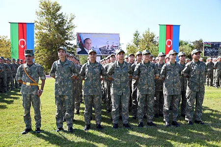 Heydər Əliyev adına Hərbi İnstitutda gənc kursantların andiçmə mərasimi keçirilib