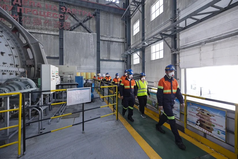 Azerbaijani delegation visits Altynken gold mine and gold refinery in Kyrgyzstan